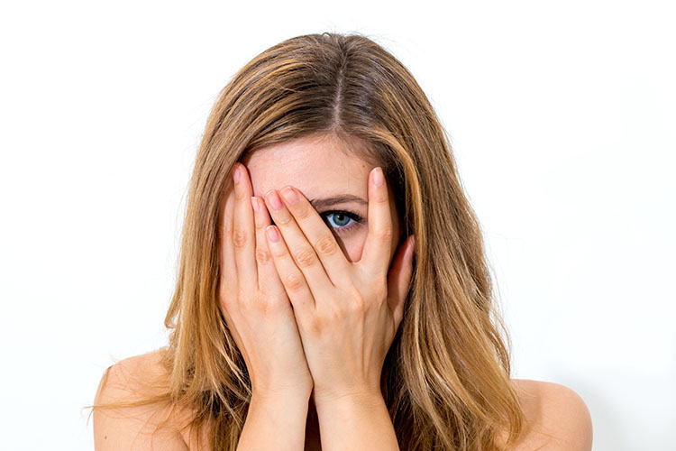 好意を隠す女性心理を10分で見抜く承諾誘導術